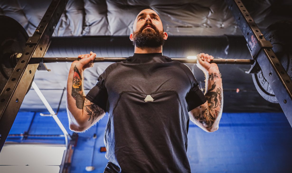 Front rack position with the chest sensor in the t-shirt